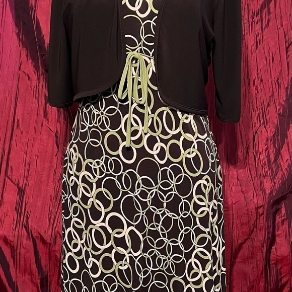 Studio I Dress (two Pieces) - Picture 4 of 9